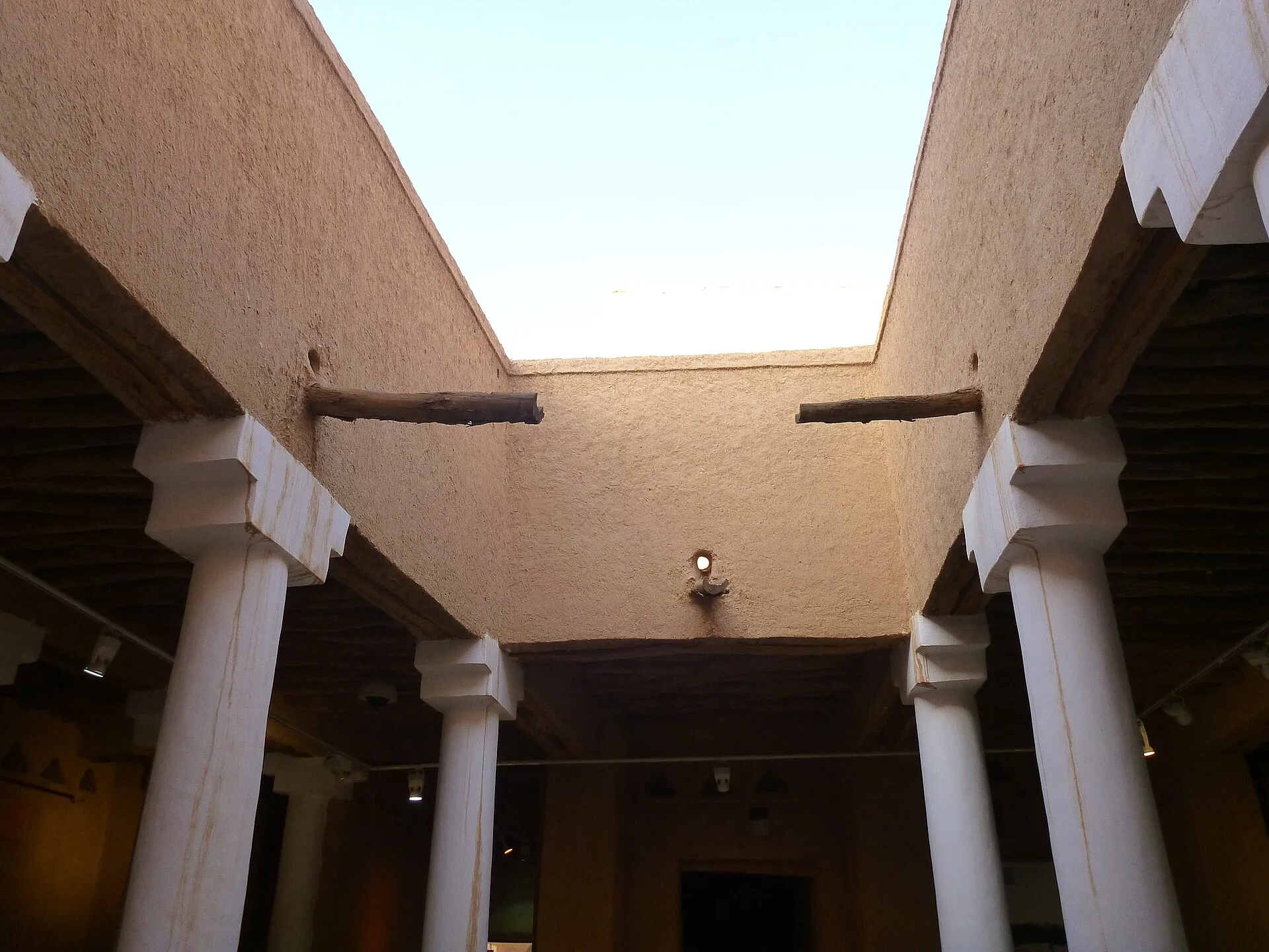Al Masmak's courtyard has plastered columns, shaded porticoes and earthen walls.