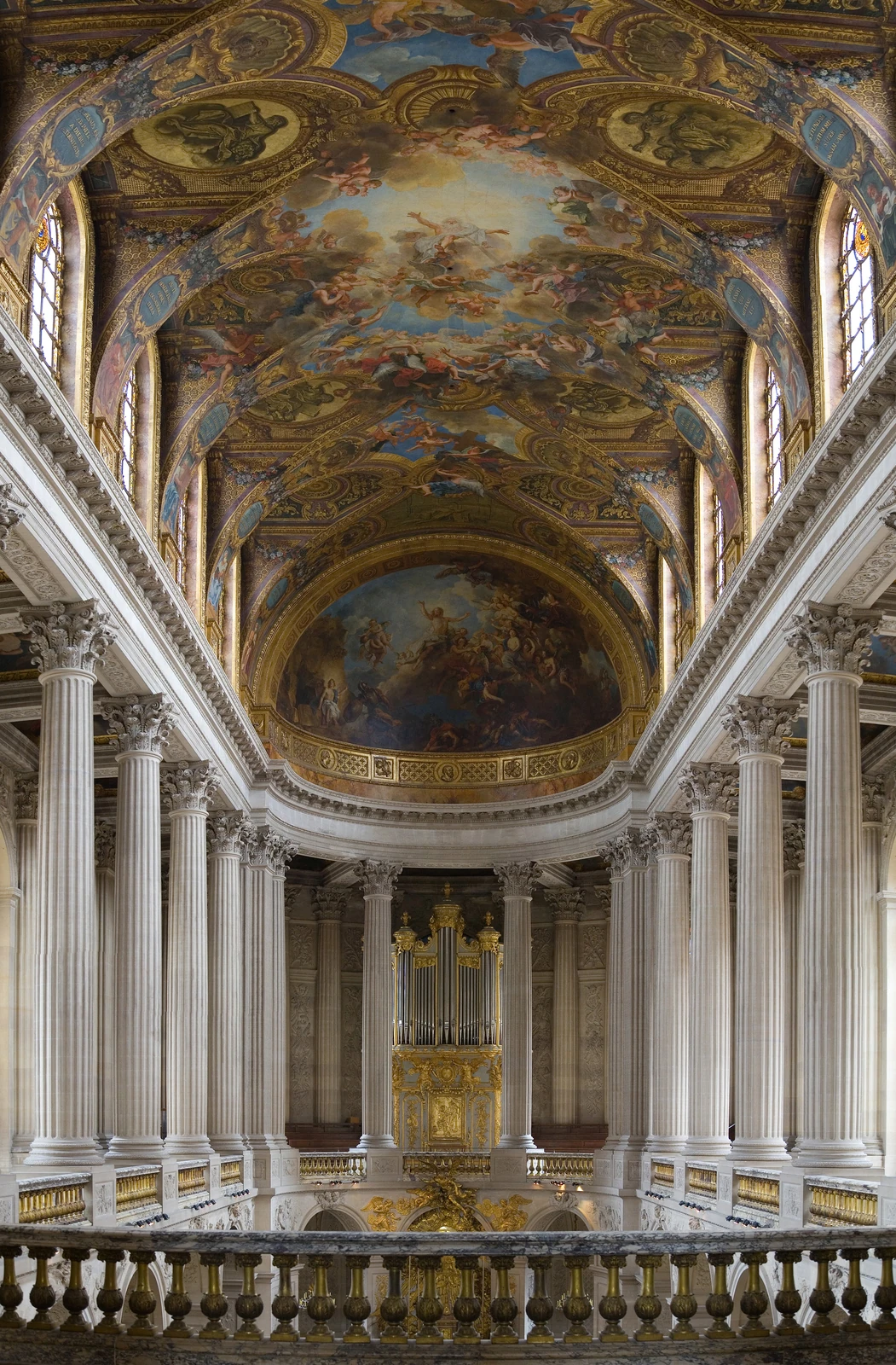 The Royal Chapel at Versailles, with the nave, upper colonnade, organ and painted vault in one vertical view.